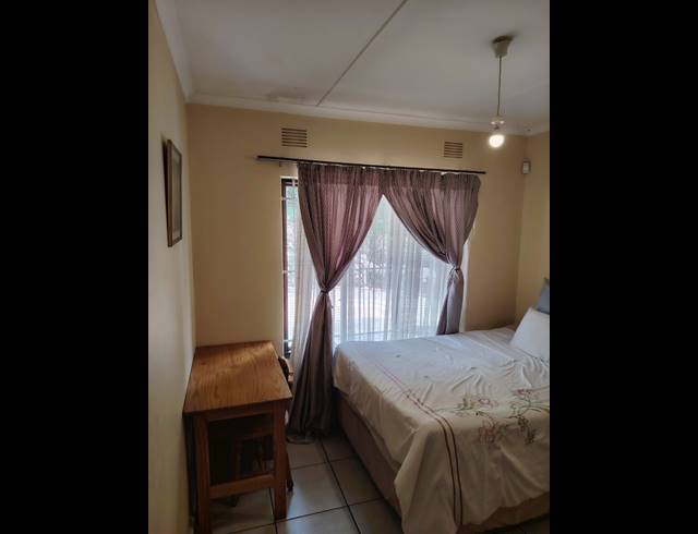 3 BEDROOM TOWNHOUSE FOR SALE IN THE WOLDS